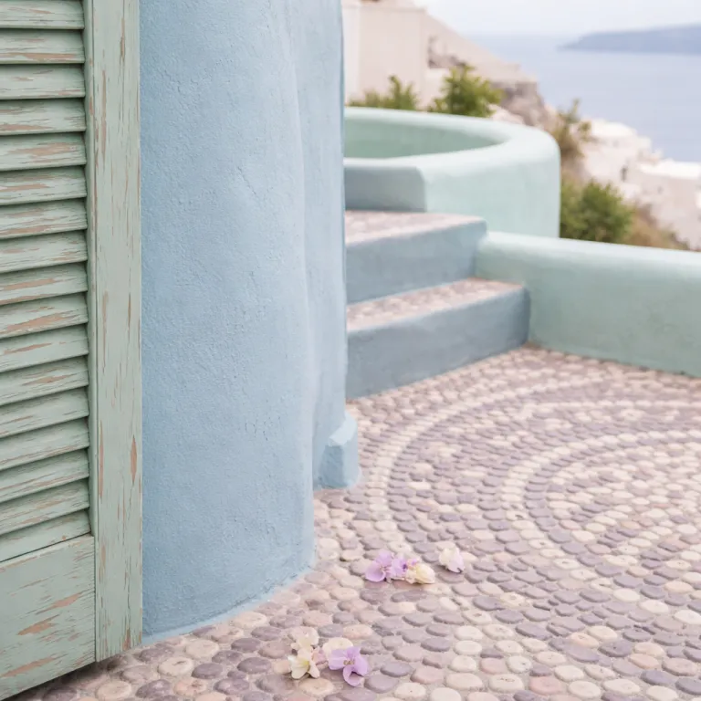Sandblu Santorini Opens: What LXR's First Greek Property Signals for the Cyclades